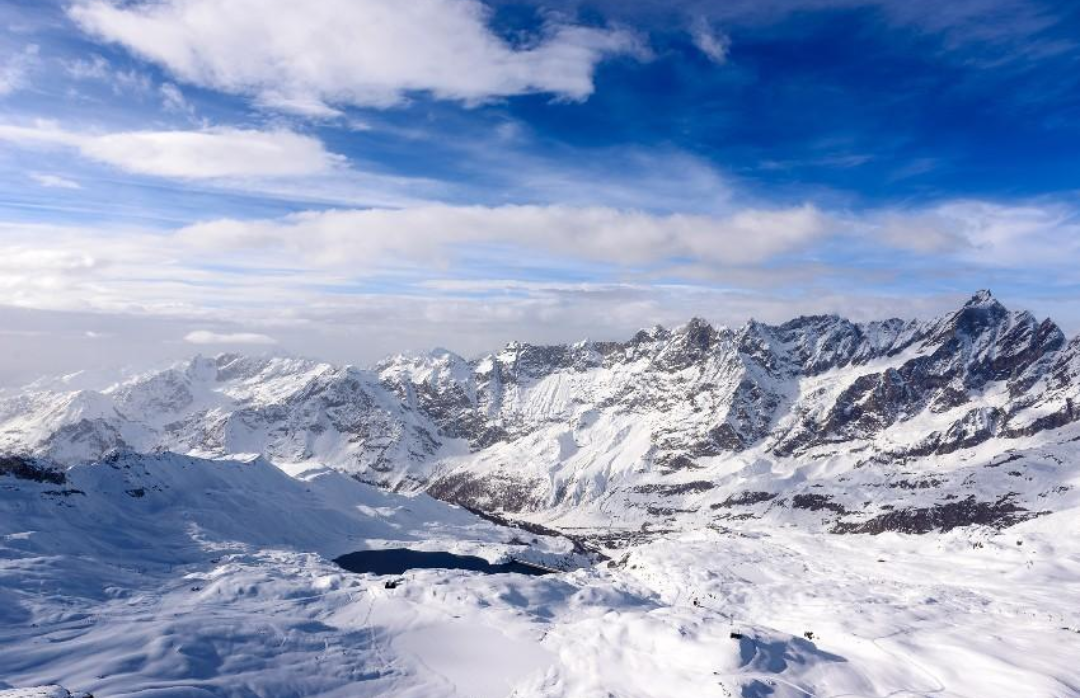 Aostadalen: Ski around trip
